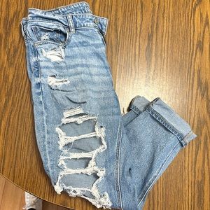 American Eagle Mom Jean